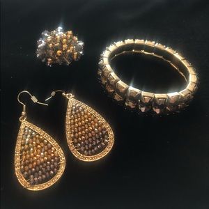 SALE Gorgeous Matching Earrings Ring & Bracelet